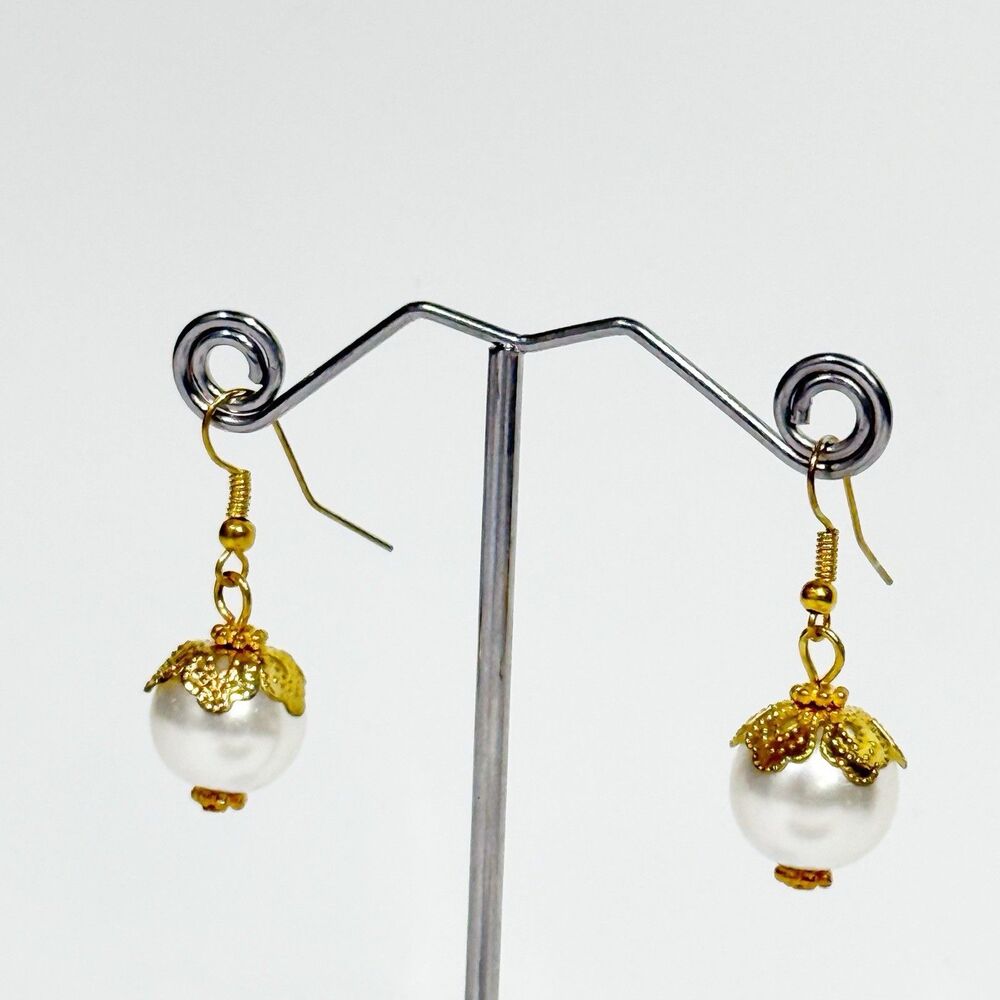 Gold Tone Pearl Drop Dangle Earrings Elegant Bridal Wedding Jewelry - Picture 8 of 9